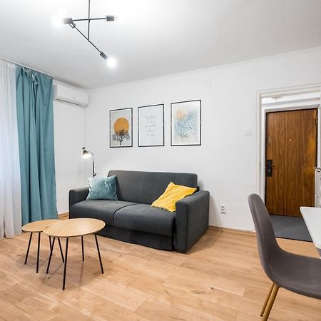 Ultracentral Cozy Apartment Bukarest Eksteriør billede